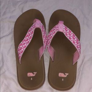 Vineyard Vines Flip Flops